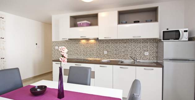 Apartment Gorica 2 No.4 - with Balcony and Pool