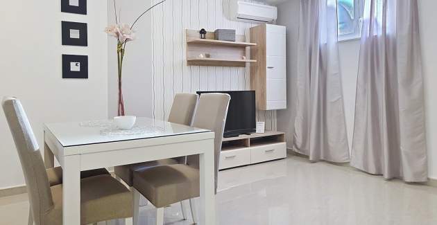 Apartment Gorica 2 No.10 - with Pool, Underground level
