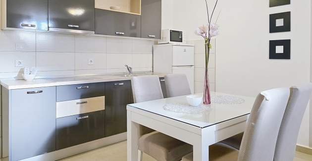 Apartment Gorica 2 No.10 - with Pool, Underground level