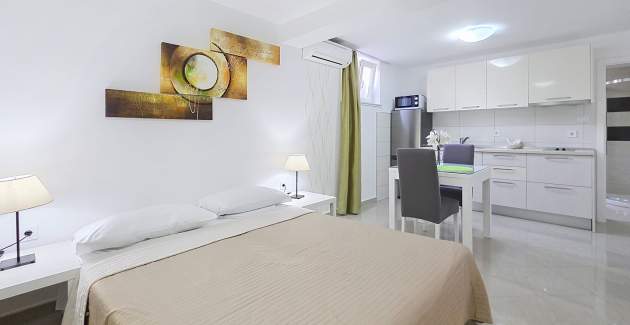 Studio Apartment Gorica 2 No.11 - with Pool, Underground level