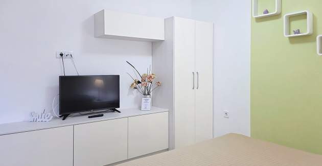 Studio Apartment Gorica 2 No.11 - with Pool, Underground level