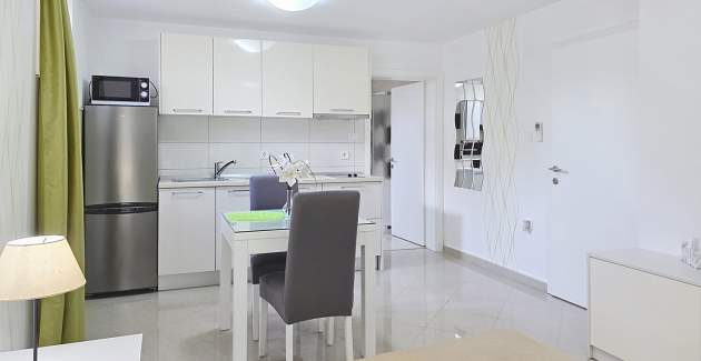Studio Apartment Gorica 2 No.11 - with Pool, Underground level