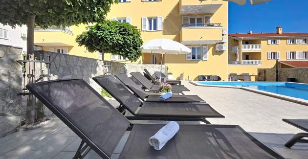 Studio Apartment Gorica 2 No.11 - with Pool, Underground level
