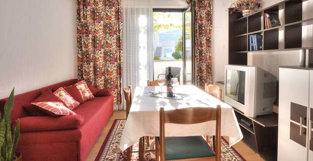 Apartment Grozdana No.1 - with Balcony