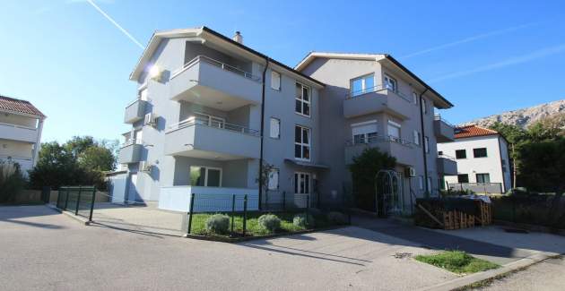 Apartment Hrabric A4 – mit Balkon und Parkplatz