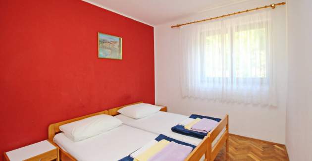 Appartamento Karamarko – con balcone grande