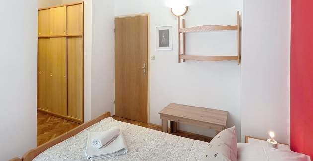 Apartman Karamarko – s velikim balkonom