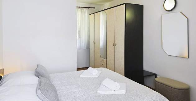 Apartman Karamarko – s velikim balkonom