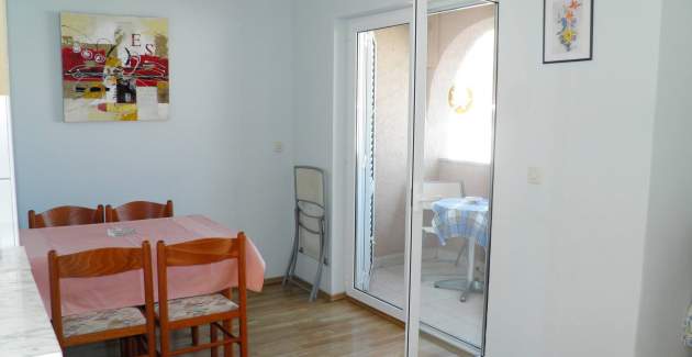 Standardni apartman Klaric Bs – 200 m od plaže, s balkonom