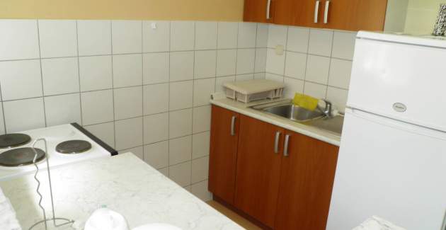 Standardni apartman Klaric Prvić – 200 m od plaže, s balkonom