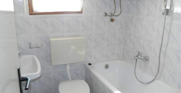 Standardni apartman Klaric A6 – 200 m od plaže, s terasom