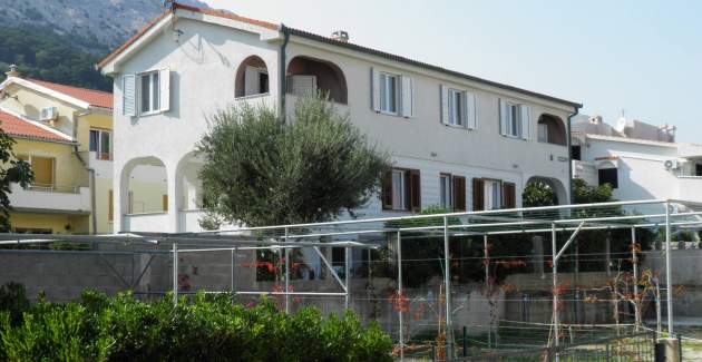 Standardni apartman Klaric A6 – 200 m od plaže, s terasom