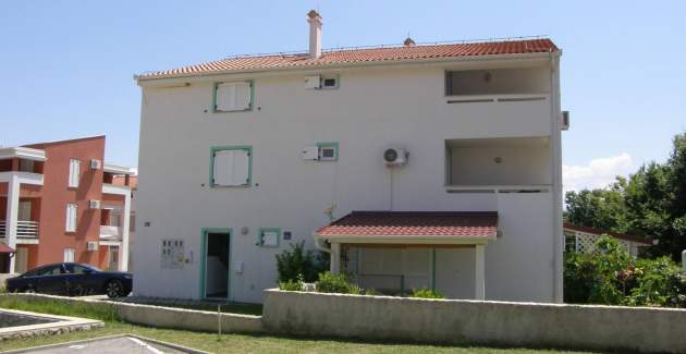 Apartment Knezevic – mit Balkon und Parkplatz