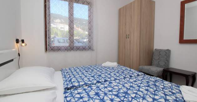 Apartment Kucar No.1 - with Terrace, 350m from the Beach