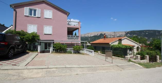 Apartman Lovinčić No.7 – s pogledom na more, 200 m od plaže