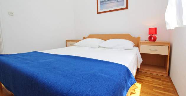 Apartman Lovinčić No.7 – s pogledom na more, 200 m od plaže