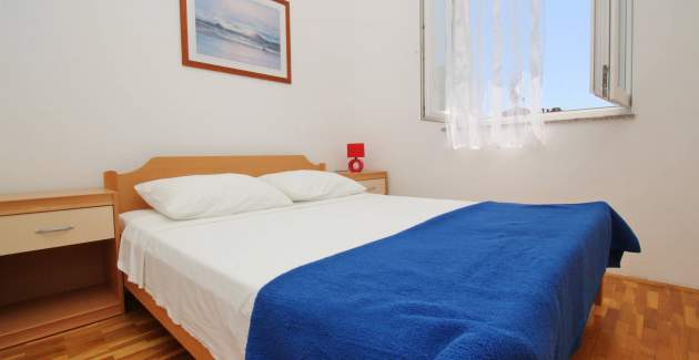 Apartman Lovinčić No.7 – s pogledom na more, 200 m od plaže