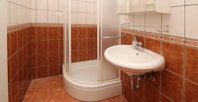 Apartman Lovinčić No.7 – s pogledom na more, 200 m od plaže