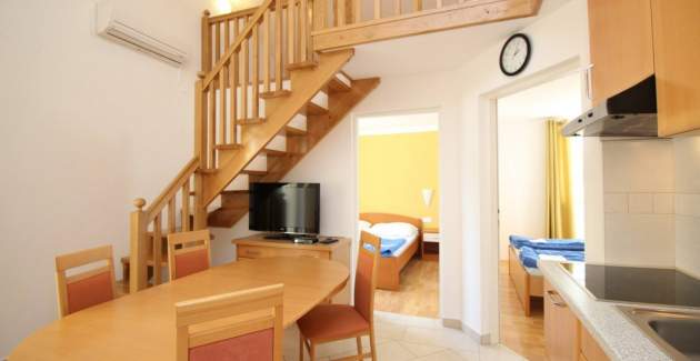 Apartment Mikulan Beach A4 - near the Sea