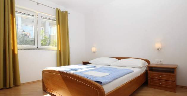 Appartamento Mikulan Nara B – con balcone, a 350 m dalla spiaggia