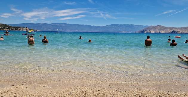 Appartamento Mikulan Nara Priz – con terrazza, a 350 m dalla spiaggia