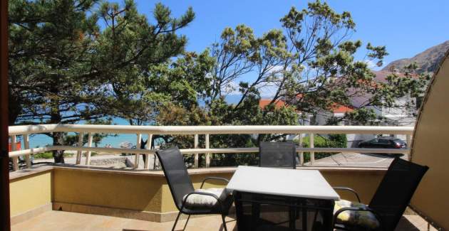 Appartamento Mrkus more - con balcone e vista mare, vicino alla spiaggia
