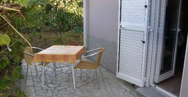 Classic Apartment Gabrijela 2 - for 2 Persons, with Terrace