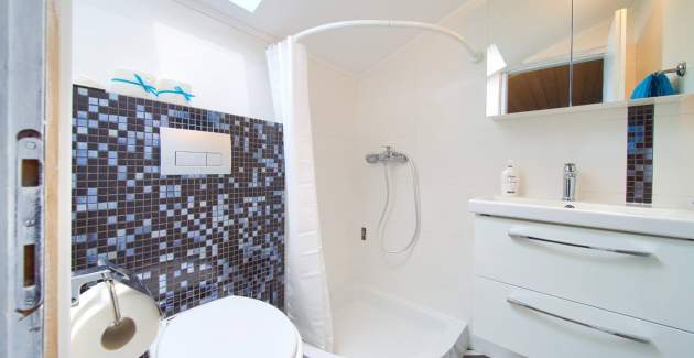 Apartman Nana K2 - s pogledom na more i privatnim roštiljem