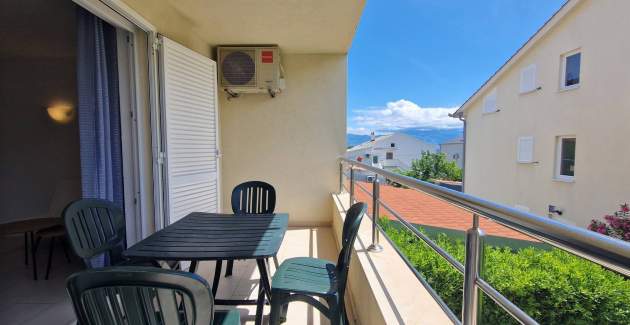 Apartment Pavlakovic - with Balcony and Parking