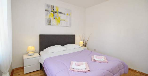 Apartman Lara K1 - blizu centra i plaže