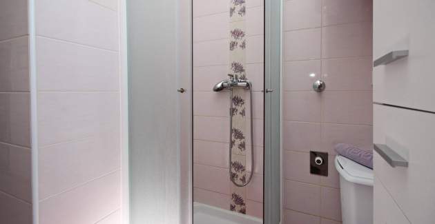 Apartman Lara K1 - blizu centra i plaže