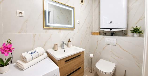 Apartment Radojevic - on two Floors, with Parking