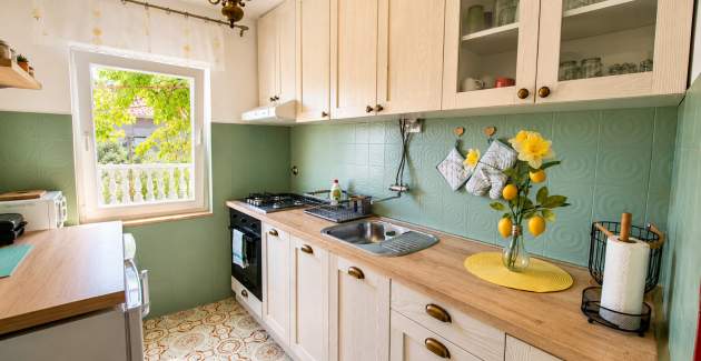 Apartment Radojevic - on two Floors, with Parking