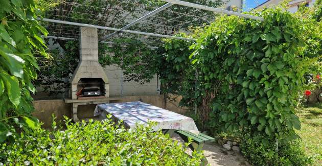 Apartment Sersic No.3 - 550 m from the Beach