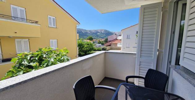 Apartment Slabek - with Balcony, 300 m from the Beach
