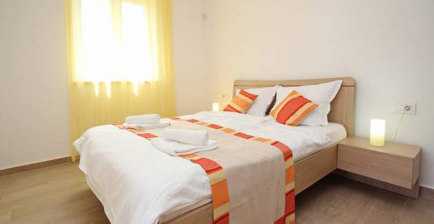 Apartment Smojver No.1 - comfortable, with Terrace