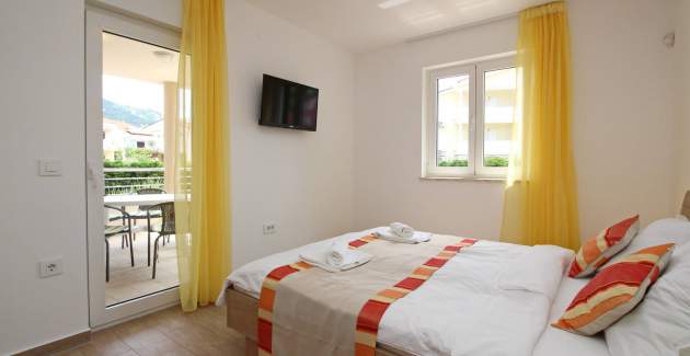 Apartment Smojver No.1 - comfortable, with Terrace