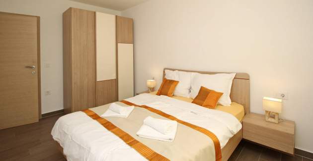 Apartment Smojver No.2 - comfortable, with Terrace