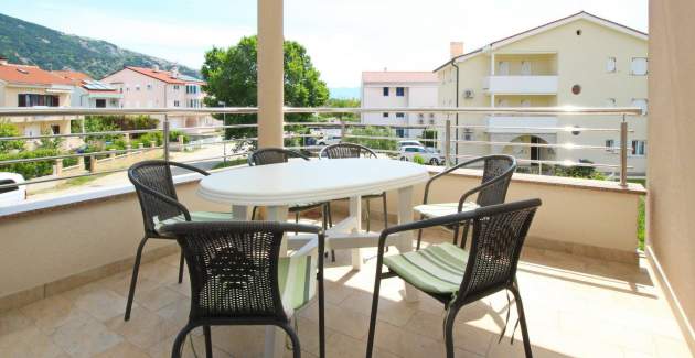 Appartamento Smojver n. 3 - confortevole, con balcone