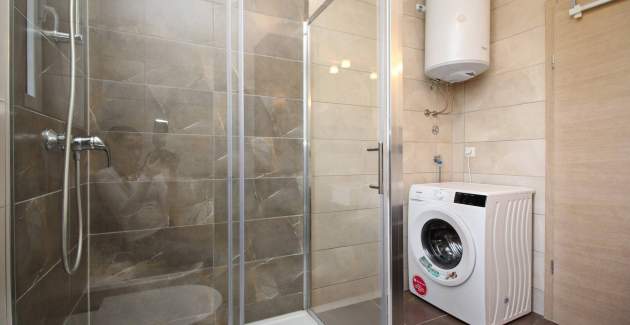 Apartment Smojver Nr. 4 – komfortabel, mit Balkon