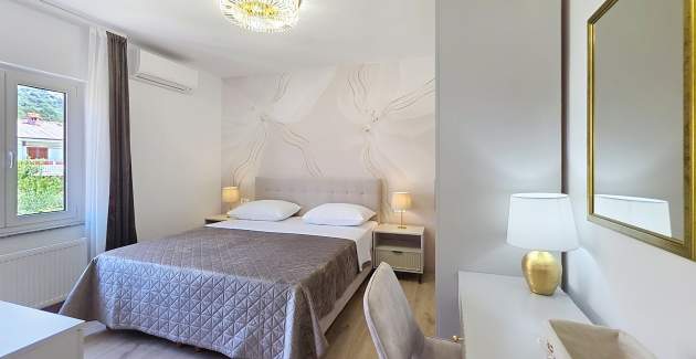 Modernes Apartment Gabrijela für 4 Personen – mit Balkon, 450 m vom Strand entfernt