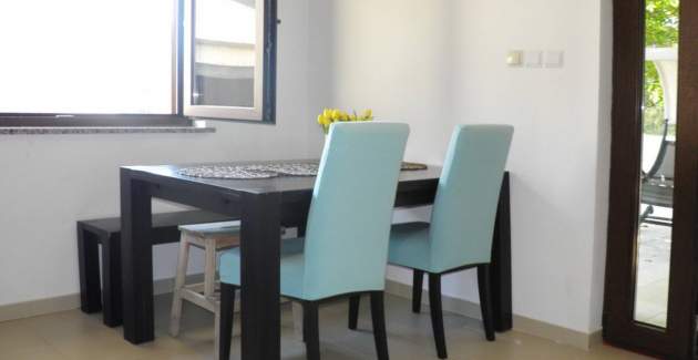 Apartment Starcevic-Filipovic with a Backyard and BBQ, 150 m from the Beach