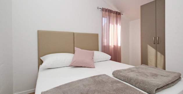 Affascinante Appartamento Sunshine n.6 – con Balcone, a 300 m dalla Spiaggia