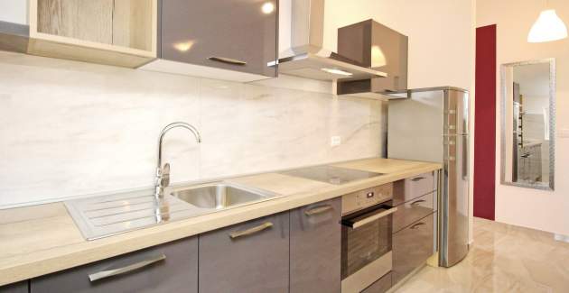 Affascinante Appartamento Sunshine n.6 – con Balcone, a 300 m dalla Spiaggia