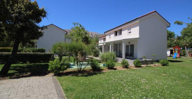 Complesso di appartamenti Villas Corinthia 1 - Posizione eccellente, a 100 metri dalla spiaggia, imm