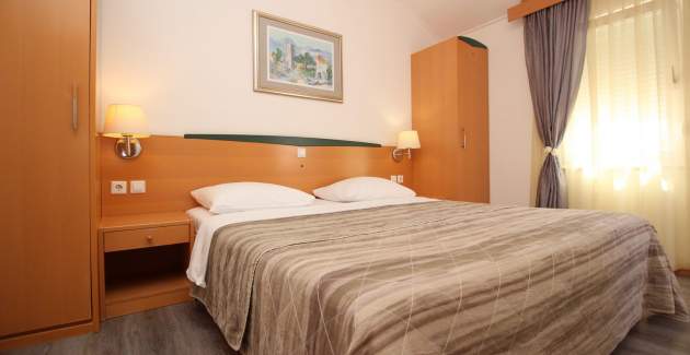 Complesso di appartamenti Villas Corinthia 7 - Posizione eccellente, a 100 metri dalla spiaggia, imm