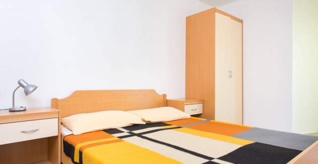 Appartamento Mrakovcic n. 4 - con balcone, a 350 m dalla spiaggia