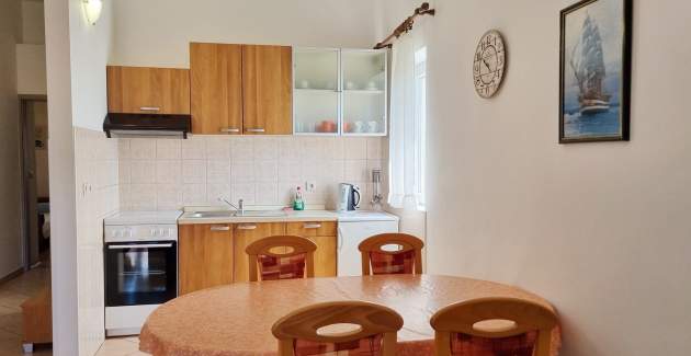 Apartman Dean – s balkonom i pogledom na more