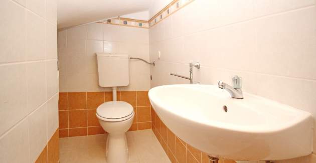 Apartment Limun 1 – mit Terrasse, 350 m vom Strand entfernt