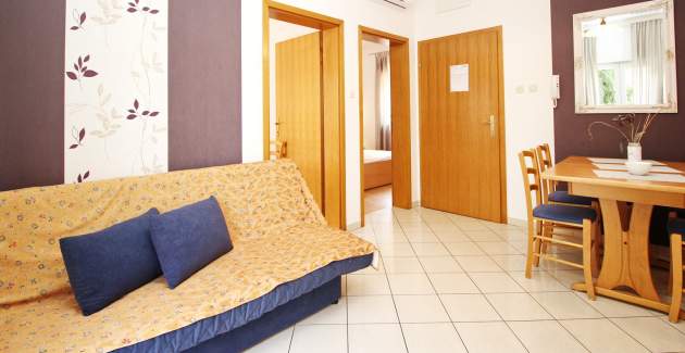 Apartment Limun 1 – mit Terrasse, 350 m vom Strand entfernt